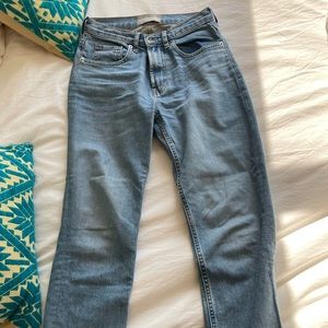 Everlane cheeky jean light wash